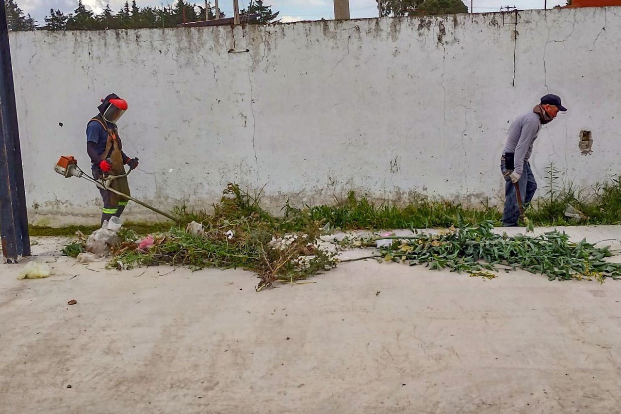 Ejecuta Ayuntamiento de Huamantla mantenimiento del recinto para la Feria Internacional del Arte Efímero y la Dalia 2023